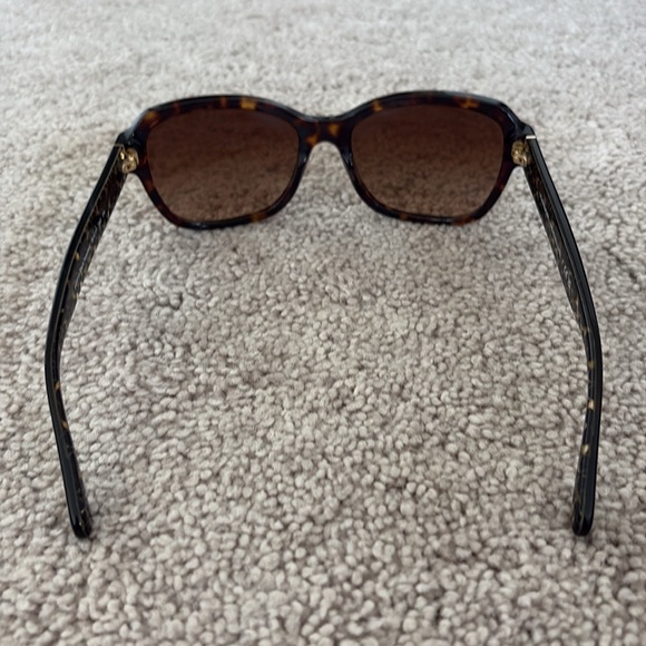 Tortoise Shell coach Sunglasses - Picture 3 of 3